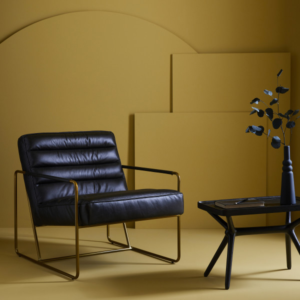 Fauteuil en cuir noir MARANELLO